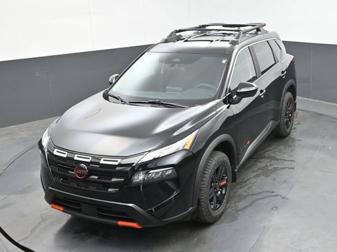 New 2026 Nissan Rogue SV image 33