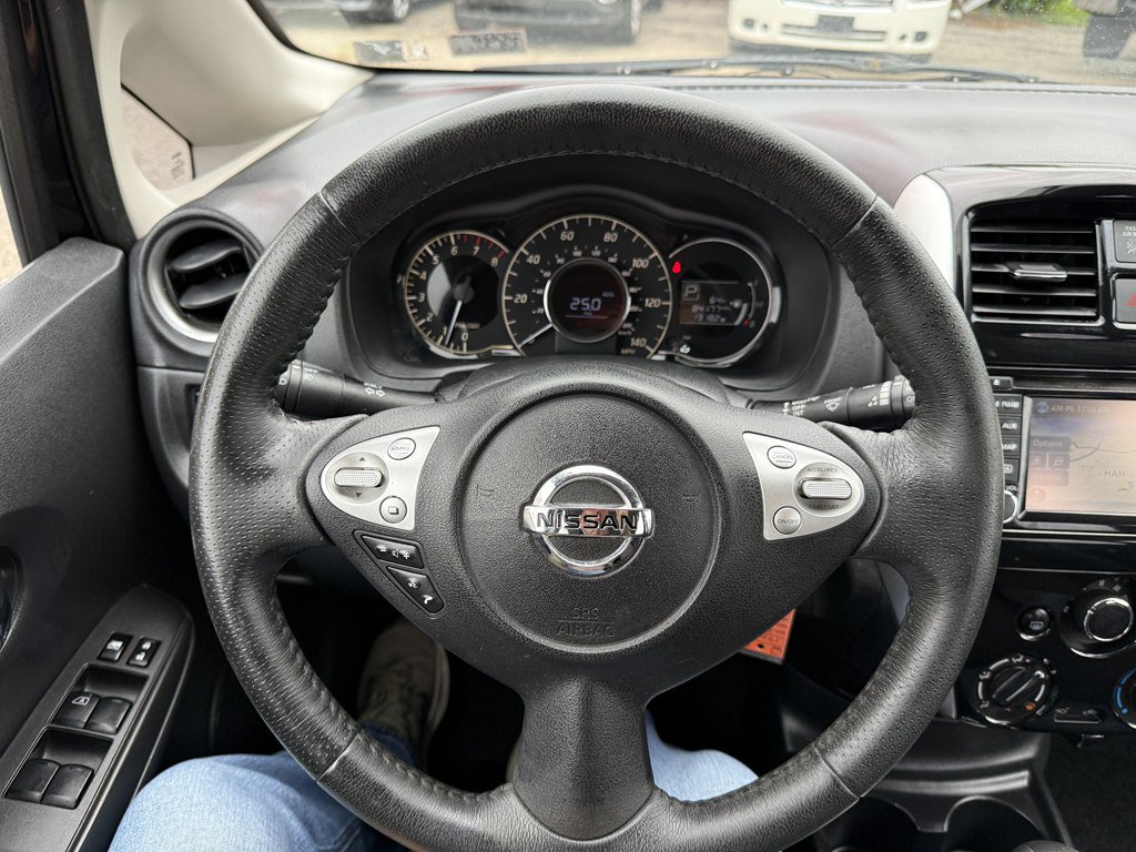 Used 2015 Nissan Versa Note SR w/ SR Tech Package FWD image 20