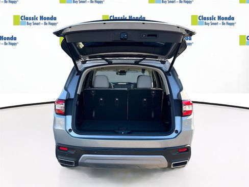 Certified 2024 Honda Pilot Touring image 32