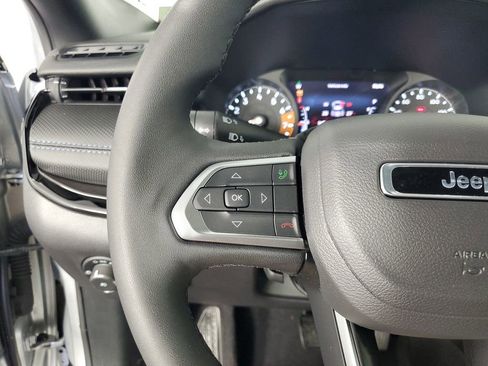 Used 2025 Jeep Compass Latitude w/ Altitude Special Edition image 26