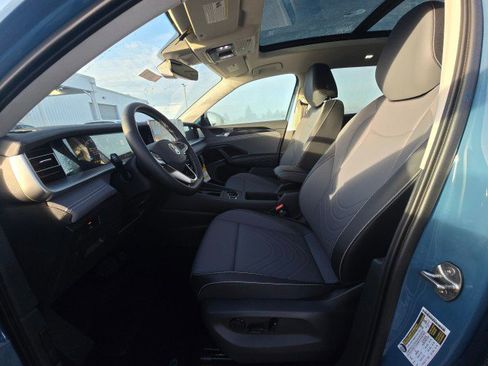 New 2026 Volkswagen Tiguan SE AWD/4WD image 23
