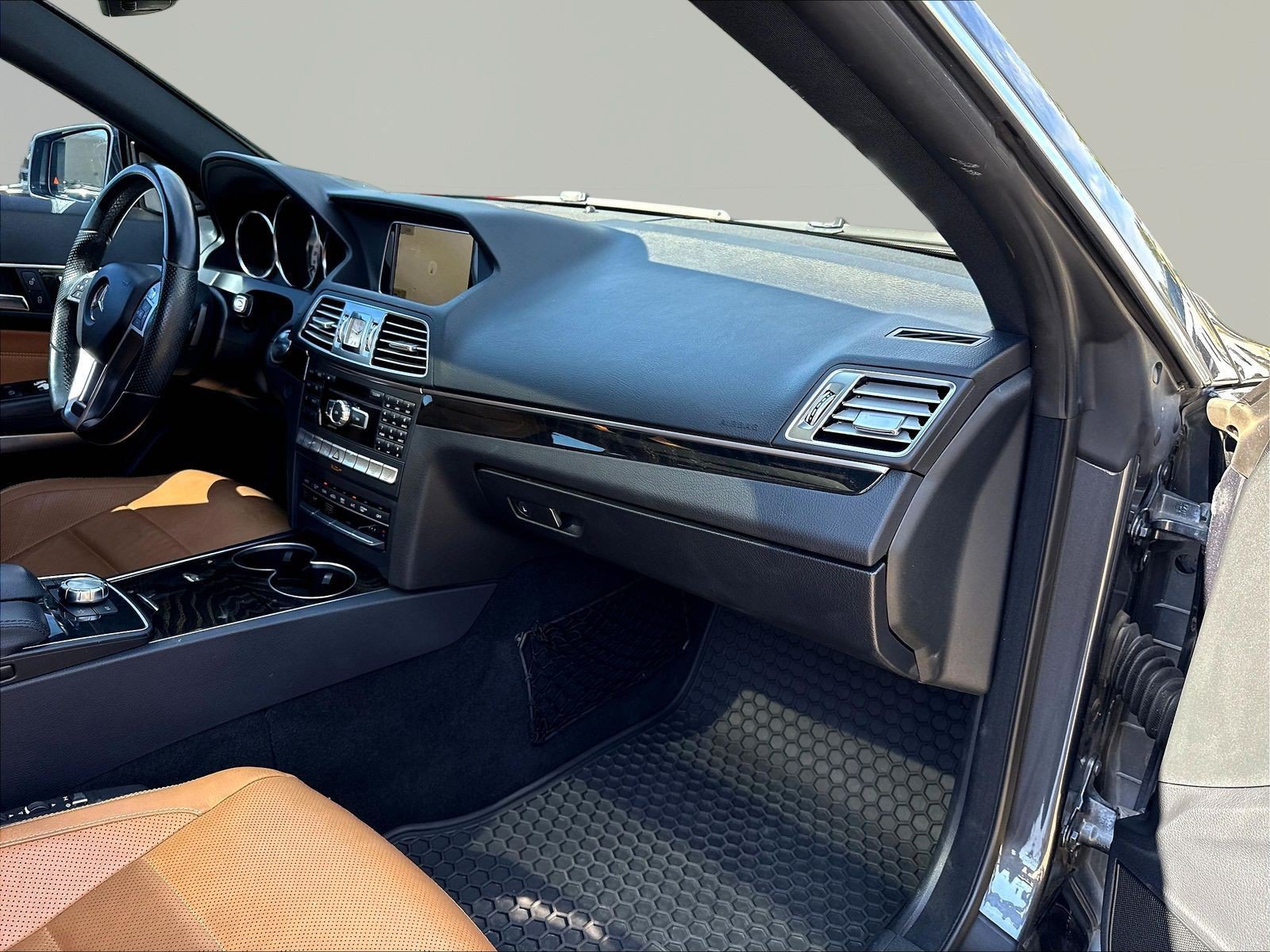 Used 2014 Mercedes-Benz E 350 Coupe image 28