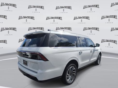 New 2026 Lincoln Navigator L Reserve AWD/4WD image 5
