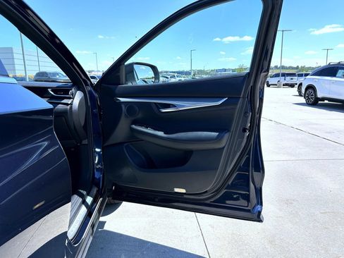 Certified 2023 INFINITI QX55 Luxe w/ Cargo Package AWD/4WD image 16