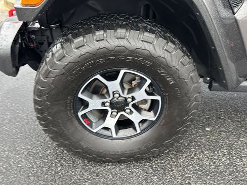 Used 2021 Jeep Wrangler Unlimited Rubicon image 30