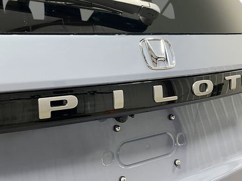 New 2026 Honda Pilot Elite image 10