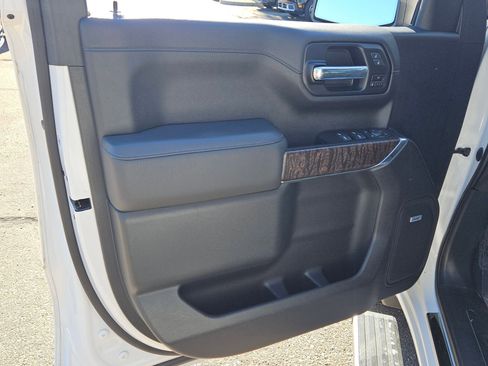 Used 2020 GMC Sierra 1500 Denali w/ Denali Ultimate Package image 12