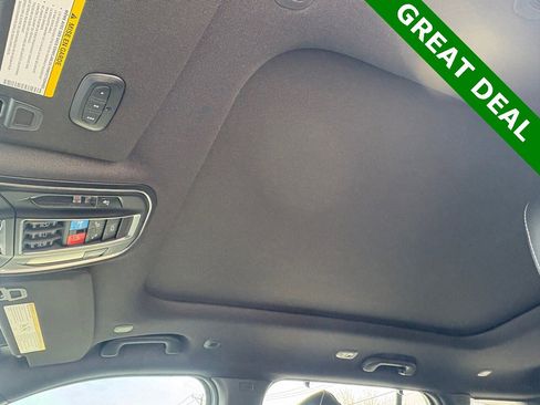 Used 2025 Jeep Grand Cherokee Limited w/ Luxury Tech Group II image 33