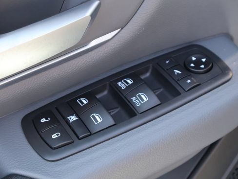 Used 2021 RAM 1500 Big Horn RWD image 18