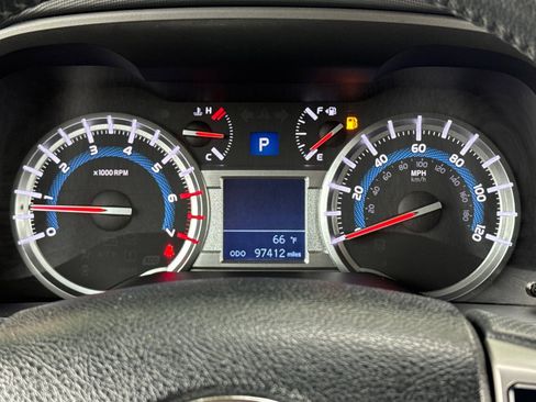 Used 2018 Toyota 4Runner SR5 image 28