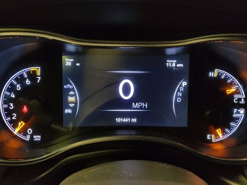 Used 2018 Jeep Grand Cherokee Altitude image 23