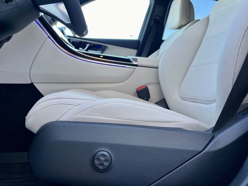 Certified 2025 Mercedes-Benz GLC 350e GLC 350e image 16