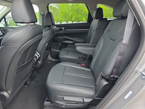 New 2026 Kia Sorento EX AWD/4WD image 6