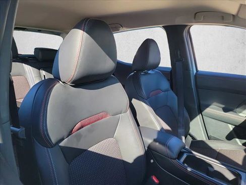 Used 2025 Nissan Kicks SR image 15