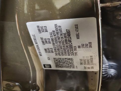 Used 2024 Chevrolet Colorado W/T RWD image 11