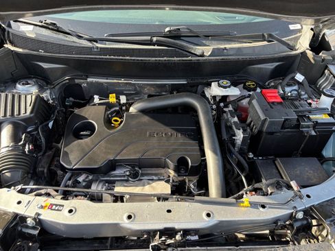 Used 2025 Chevrolet Equinox LT FWD image 32