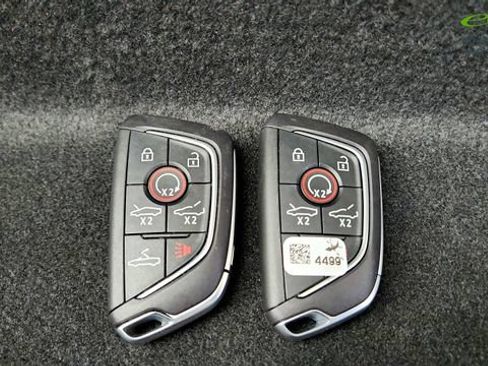 Used 2024 Chevrolet Corvette Stingray Preferred Conv w/ Z51 Performance Package RWD image 78