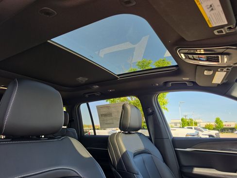 New 2026 Jeep Grand Cherokee L Limited AWD/4WD image 34