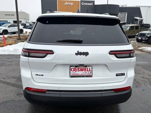New 2026 Jeep Grand Cherokee L Limited w/ Limited Altitude Package AWD/4WD image 6