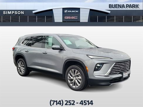 Used 2026 Buick Enclave Preferred image 2