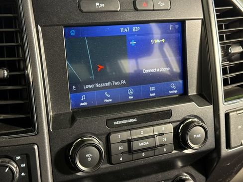 Certified 2022 Ford F250 XLT w/ XLT Premium Package AWD/4WD image 33