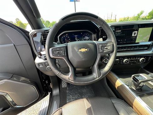 New 2026 Chevrolet Silverado 1500 High Country AWD/4WD image 14