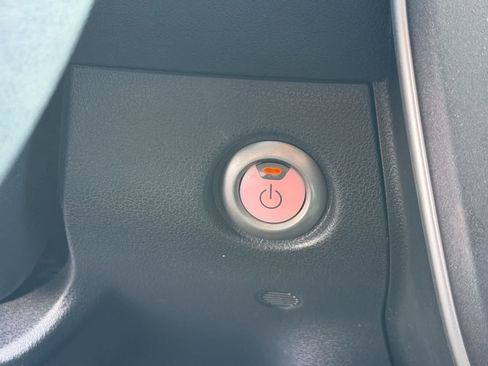 Certified 2017 Nissan Leaf S w/ Charge Package FWD image 14
