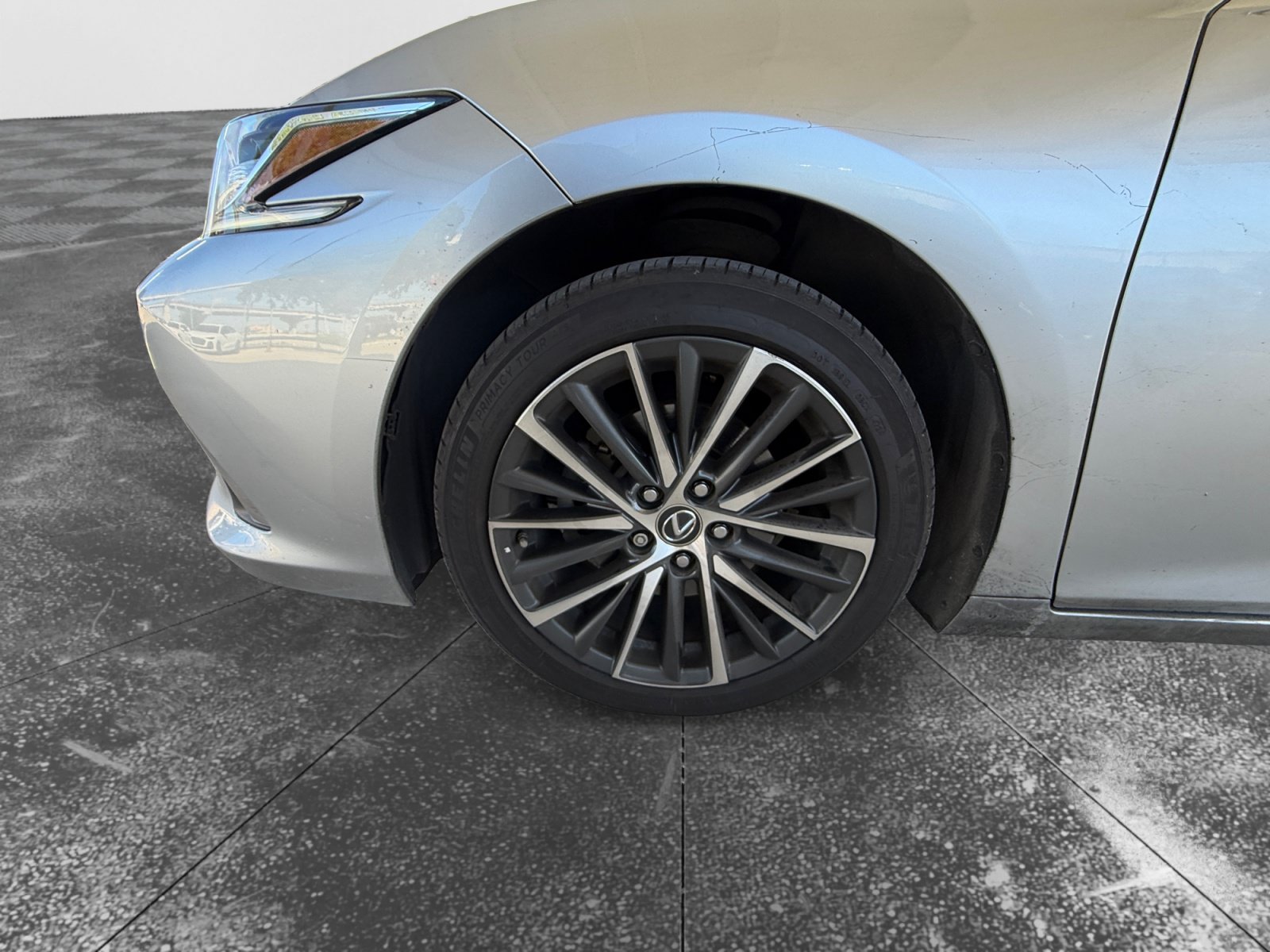 Used 2022 Lexus ES 350 w/ Premium Package FWD image 9