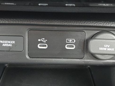 Used 2025 Honda Civic Sport image 31