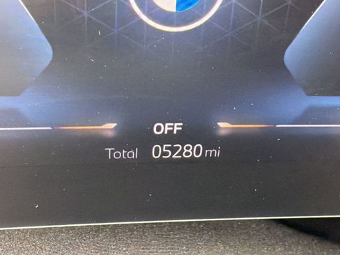 Used 2025 BMW X1 xDrive28i w/ Technology Package AWD/4WD image 18