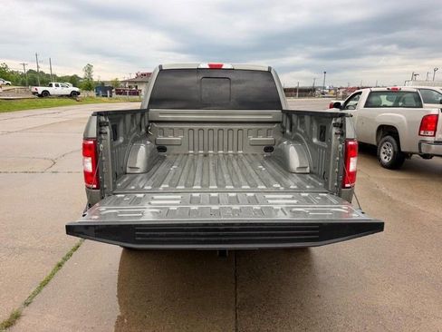 Used 2019 Ford F150 Lariat w/ FX4 Off-Road Package AWD/4WD image 5