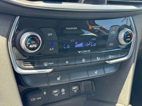 Used 2020 Hyundai Santa Fe SEL AWD/4WD image 35
