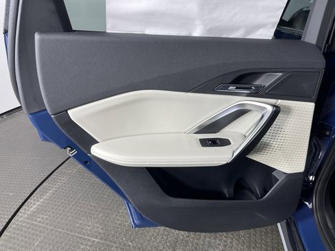 New 2026 BMW X1 xDrive28i w/ Technology Package image 15