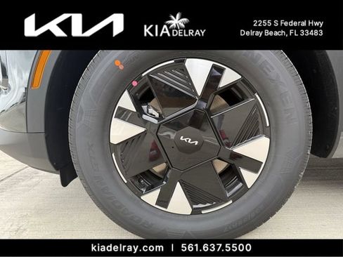 New 2026 Kia Sportage LX FWD image 29