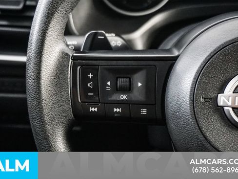 Used 2024 Nissan Rogue S AWD/4WD image 21