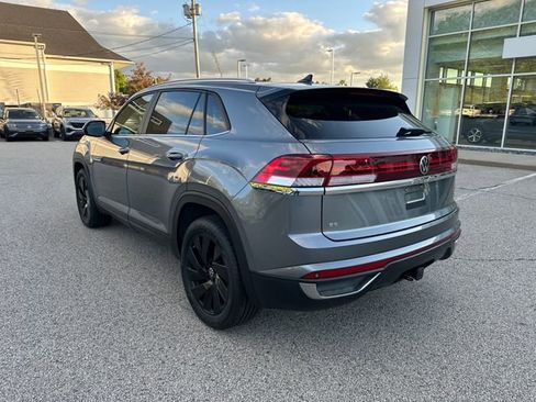 Used 2024 Volkswagen Atlas Cross Sport SE w/ Panoramic Sunroof Package AWD/4WD image 6