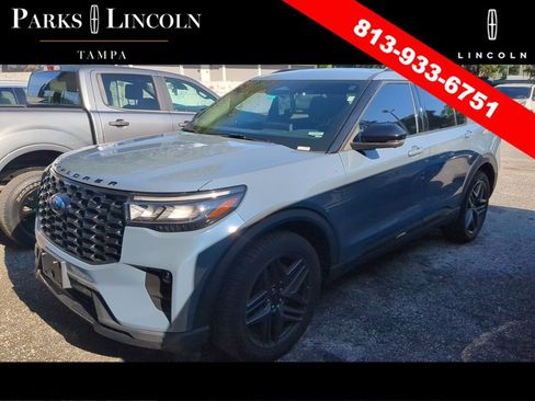 Used 2025 Ford Explorer ST-Line w/ Premium Package RWD image 9