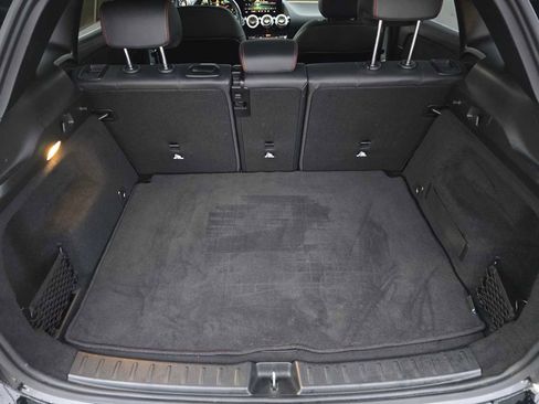 Used 2023 Mercedes-Benz GLA 250 4MATIC image 16