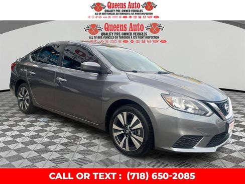 Used 2019 Nissan Sentra SV w/ Special Edition Package FWD image 9