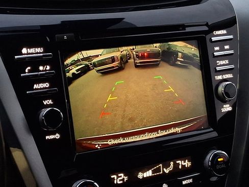 Used 2020 Nissan Murano SV image 17