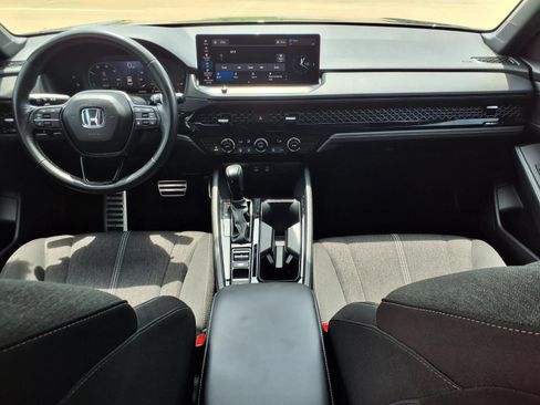 Used 2024 Honda Accord Sport image 9