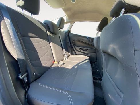 Used 2019 Ford Fiesta SE image 14