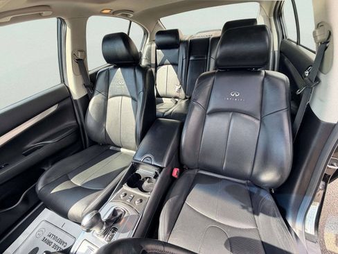 Used 2013 INFINITI G37 x Sedan w/ Premium Pkg AWD/4WD image 15