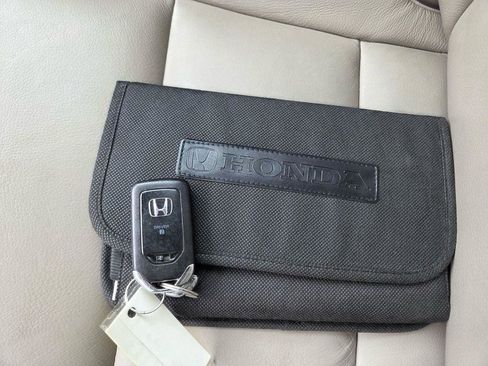 Used 2016 Honda Pilot EX-L image 33