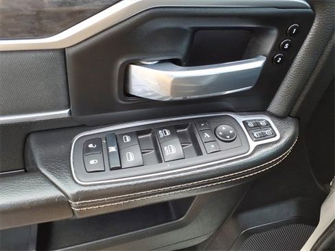 Used 2024 RAM 2500 Laramie image 15
