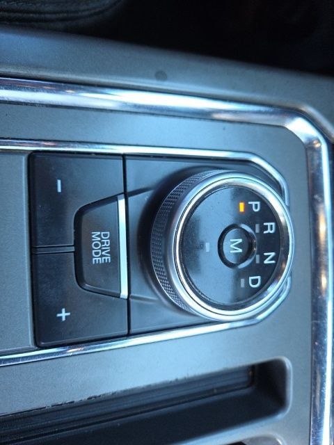 Used 2019 Ford Expedition XLT RWD image 30