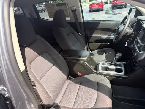Used 2022 Chevrolet Colorado LT w/ LT Convenience Package AWD/4WD image 37