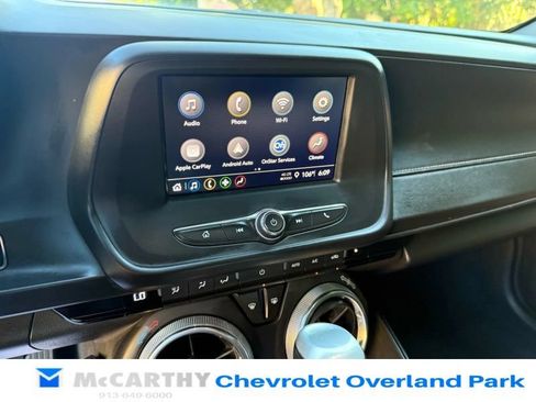 Used 2022 Chevrolet Camaro LT RWD image 9