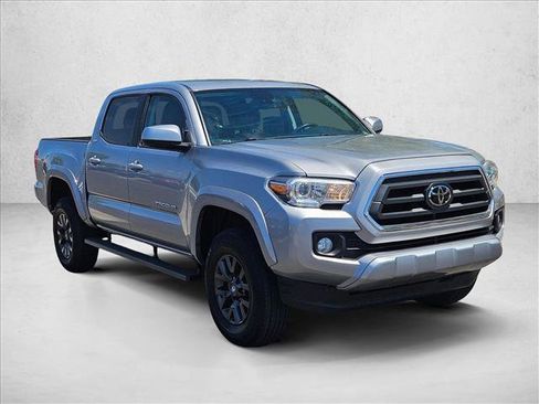 Used 2021 Toyota Tacoma SR5 RWD image 3