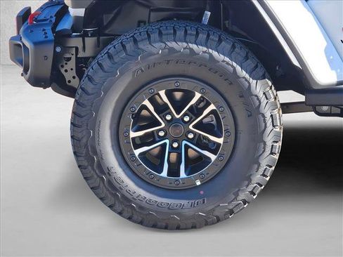 New 2026 Jeep Wrangler Unlimited Rubicon image 18